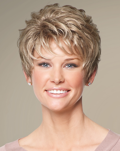 Acclaim Large - Short Wavy Layers